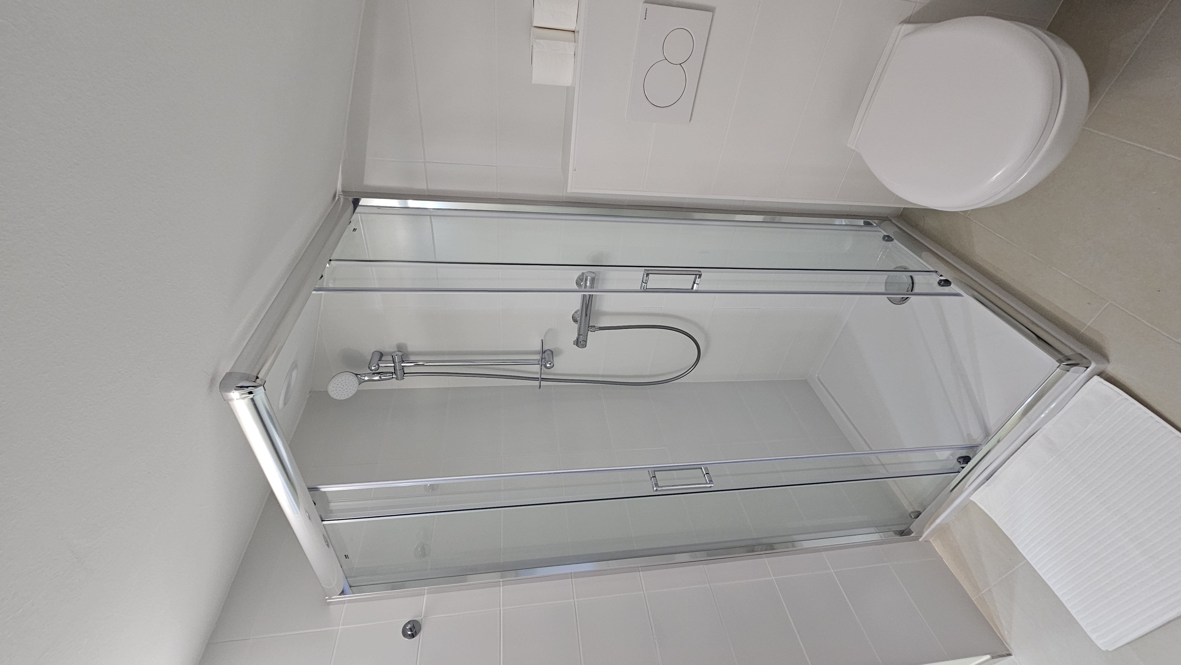 Apartment Kompara bathroom